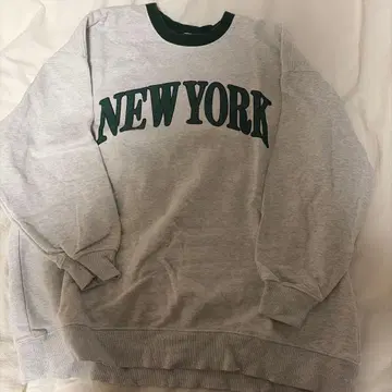 NEW YORK 프린트 그레이 맨투맨