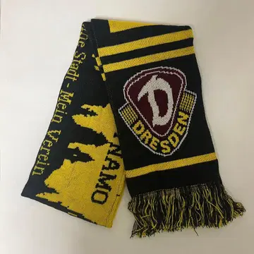 Dresden 로고 머플러 블랙과 옐로우 컬러