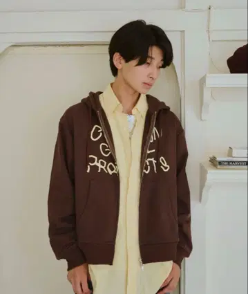 common gull products. zip hoodie 브라운
