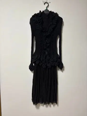 블랙 프릴 셋업