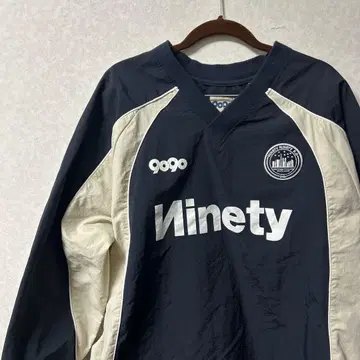 9090 네이비/화이트 V넥 나일론 자켓