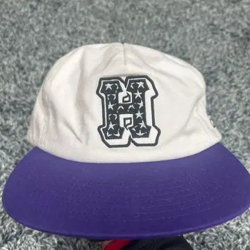 HUF 화이트 퍼플 캡 O/S