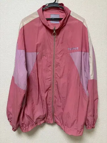 푸뉴즈 나일론 자켓 사이즈 4