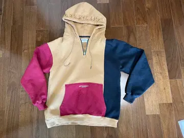 Montley 후드티 베이지/블랙/빨간색