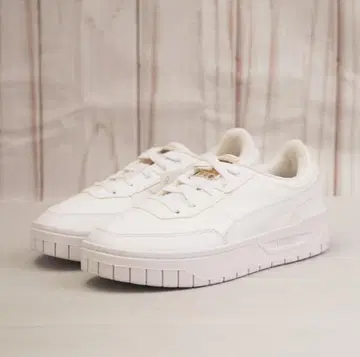 택 포함 새상품급 PUMA Cali Dream Be A Poem 23cm