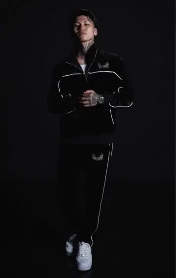 YB 벨루어 재킷 (블랙) L 사이즈