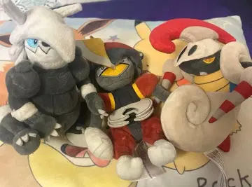 포켓몬 센터 슈바르고 키리키잔 보스로라