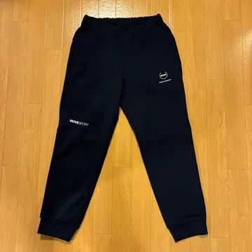 데상트 MOVE SPORT 네이비 스웨트 팬츠 남성용 S