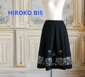 히로코비스 턱 플레어 자수 스커트 신축성 있음
