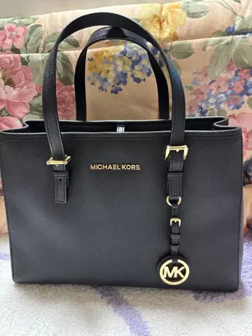 미사용품 MICHAEL KORS 블랙 핸드백