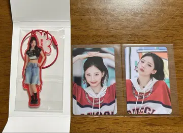 BABYMONSTER 루카 포토 참 & 트레이딩 카드 2장