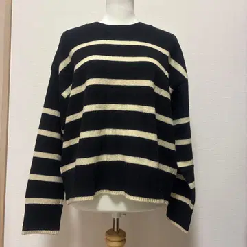 GreadyBrilliant 스트라이프 긴팔 니트 스웨터 미사용 택 포함