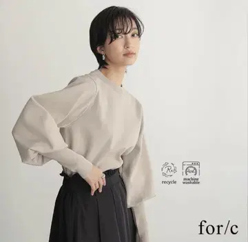 [ 새상품 ] for/c 롱 리브 니트 볼륨 소매 풀오버 베이지 M