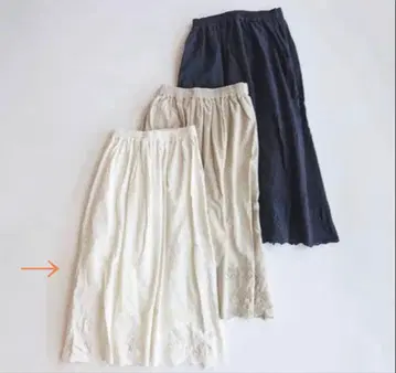 사만사 모스모스 스캘럽 페치 스커트 화이트 오프