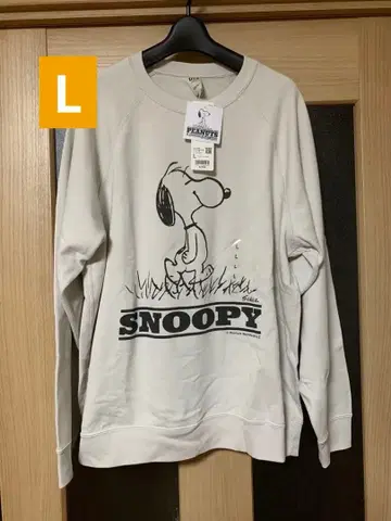 [ 유니클로 ] [ 새상품 택 포함 ] 피넛 스웨트 셔츠 사이즈 L