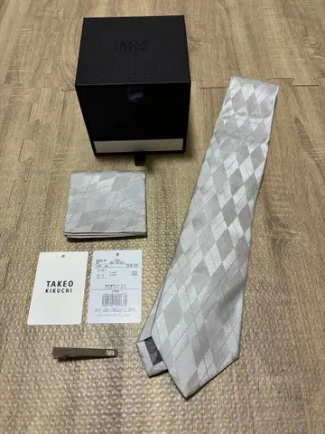 TAKEO KIKUCHI 넥타이 & 치프 & 타이바 BOX 세트
