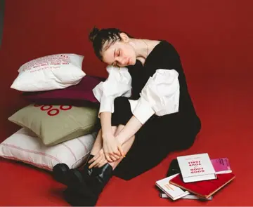 셔츠 슬리브 V넥 니트 원피스 pinue