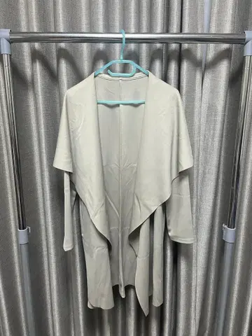 [ 새상품급 ] 스튜디오 아리 비비 코트