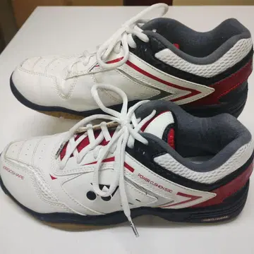 YONEX 파워 쿠션 63U 테니스화