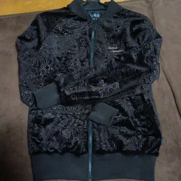 Juvenile Delinquent 블랙 저지 L 사이즈