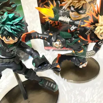 나의 히어로 아카데미아 미도리야 이즈쿠 바쿠고 카츠키 피규어