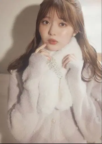 [택 포함 새상품] 펄 부착 라메 아가일 샤기 니트 가디건 토코