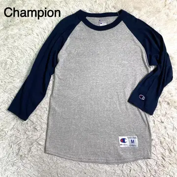 Champion 그레이&네이비 컬러 로고 자수 티셔츠