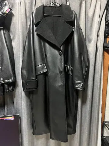 더블 브레스트 리버서블 트렌치코트