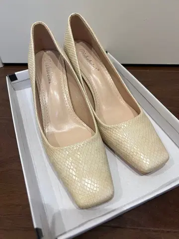 여성용 펌프스 힐