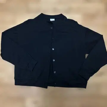 FANEUIL 블랙 버튼 가디건