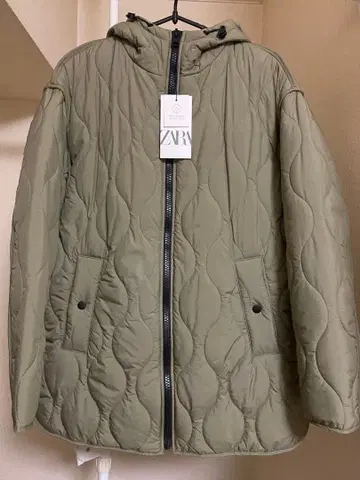 ZARA 퀼팅 자켓 후드 부착 올리브 그린