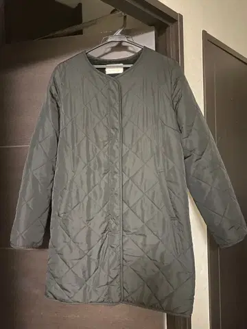 블랙 퀼팅 자켓 기장 82cm