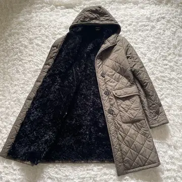 매킨토시 보아 안감 퀼팅 코트 카키 (올리브)