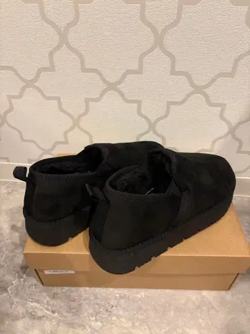 FREAK'S STORE 블랙 어그 부츠 보아