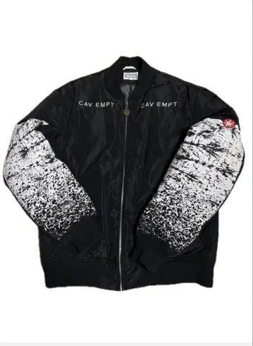 CAV EMPT 봄버 자켓