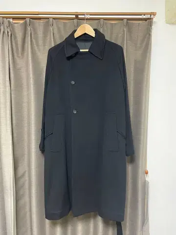 ulterior 알테리아 캐시미어 코트 블랙