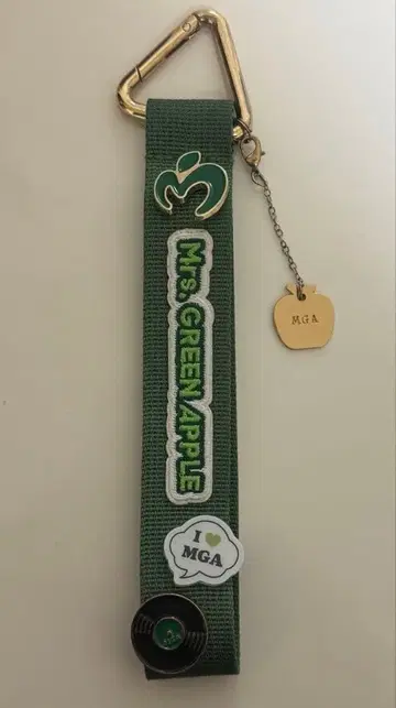 Mrs. GREEN APPLE 데코레이션 스트랩