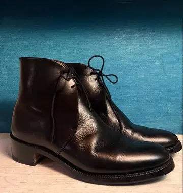 BRITISH ARMY GEROGE BOOTS 8L