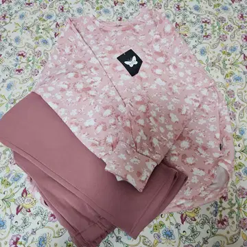 미사용 새상품 여성용 HANAE MORI 파자마