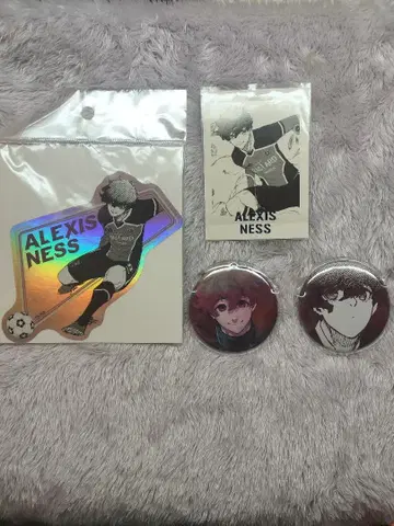 블루 록 전시회, 알렉시스 네스, 스티커, 캔 배지, 트레이딩 카드