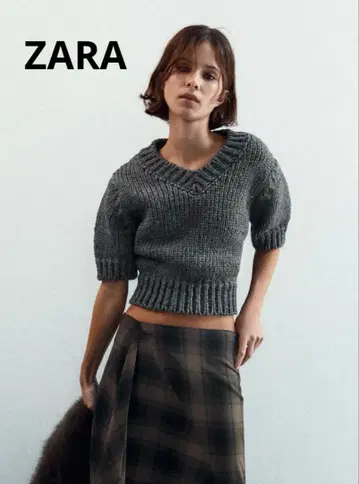 [ ZARA ] 크롭 V넥 니트 스웨터
