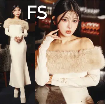 다리치 오프숄더 퍼 니트 롱 원피스