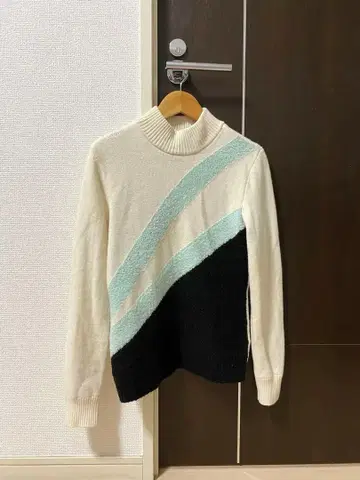 한국 Volvik 니트 스웨터 85 사이즈