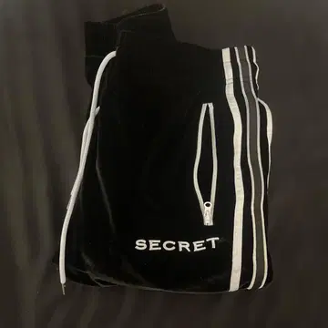 SECRET 벨벳 자켓 팬츠 세트