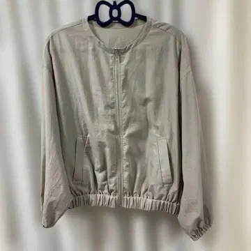 라이트 그레이 집업 자켓