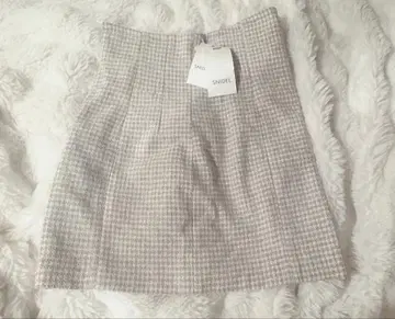 snidel 택 포함 새상품 베이지 스커트