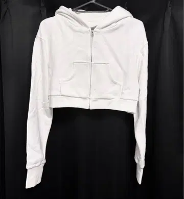 멜트 더 레이디 화이트 미니 기장 후드티