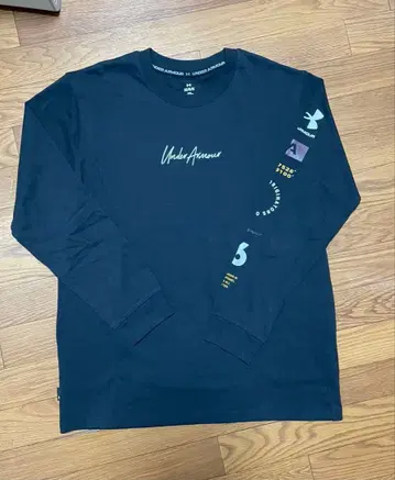 언더아머 블랙 롱T셔츠 / L 사이즈 깨끗!