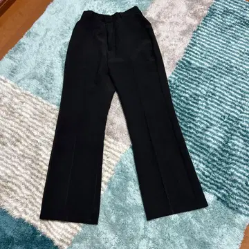 블랙 스트레이트 팬츠 M 사이즈