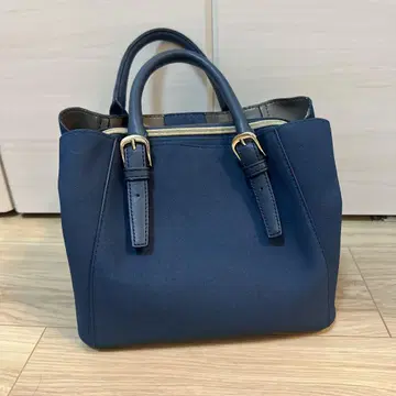 OPAQUE CLIP 네이비 핸드백